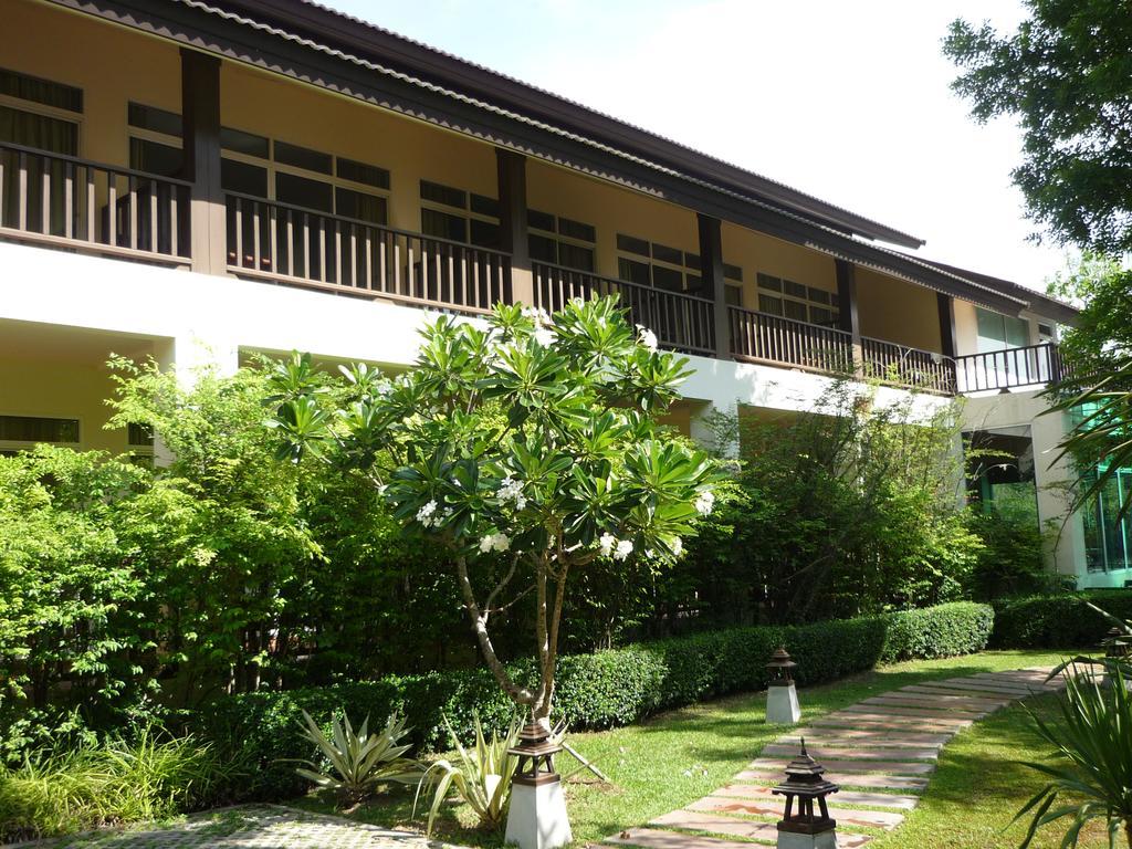 The Riverkwai Bridge Resort Kanchanaburi Exterior foto